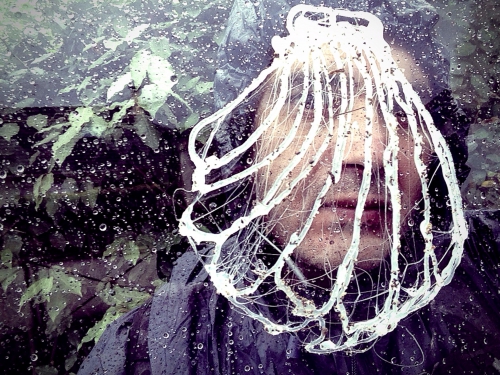 Selfie_sous_la_pluie.jpg